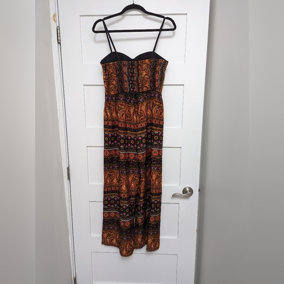 Band of Gypsies Women's Boho Wide Leg Jumpsuit - Picture 5 of 9